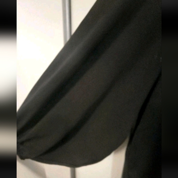 Express Black Button Front Blouse Women’s Large Long Sleeve Pleated V Neck Top - Picture 6 of 8